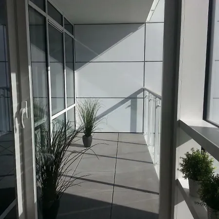 Strict Center Towarowa Apartmán Poznaň