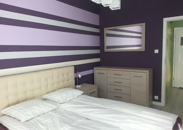 Strict Center Towarowa * Poznań